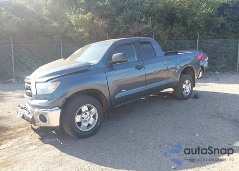 2010 Toyota Tundra Double Cab Sr5 из США, поврежденный, VIN 5TFUY5F11AX132216